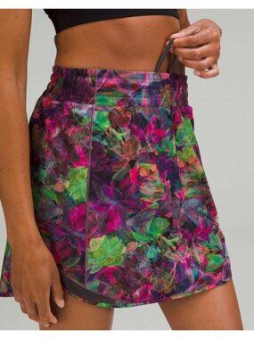 Lululemon Hotty Hot Skirt Long High Rise Vivid Floral